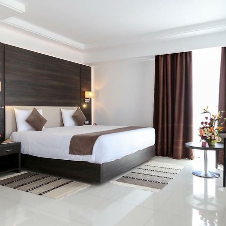 Radisson Hotel Сфакс Екстериор снимка A bedroom at the hotel